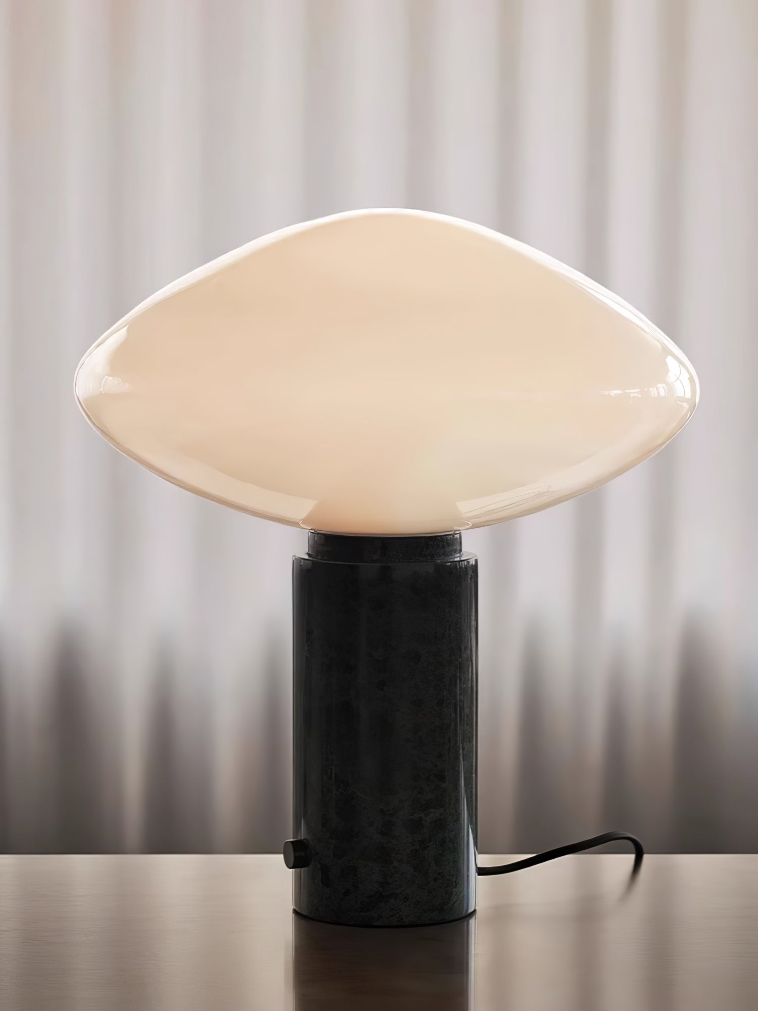Lampe à poser moderne Osmond en Marbre Vert