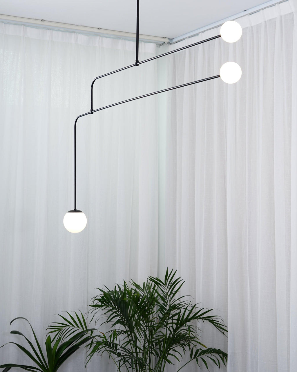 Lustre moderne Todd en Métal, Fer, Acier, Verre Noir