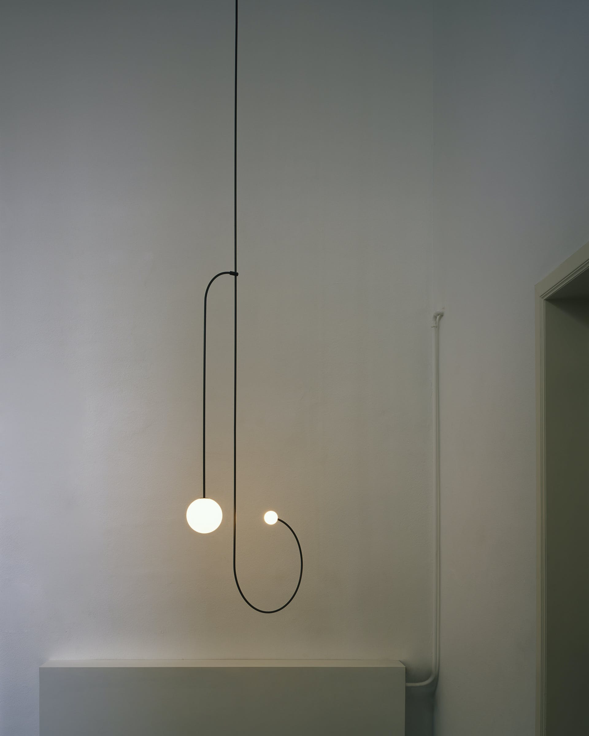 Lustre moderne Todd en Métal, Fer, Acier, Verre Noir