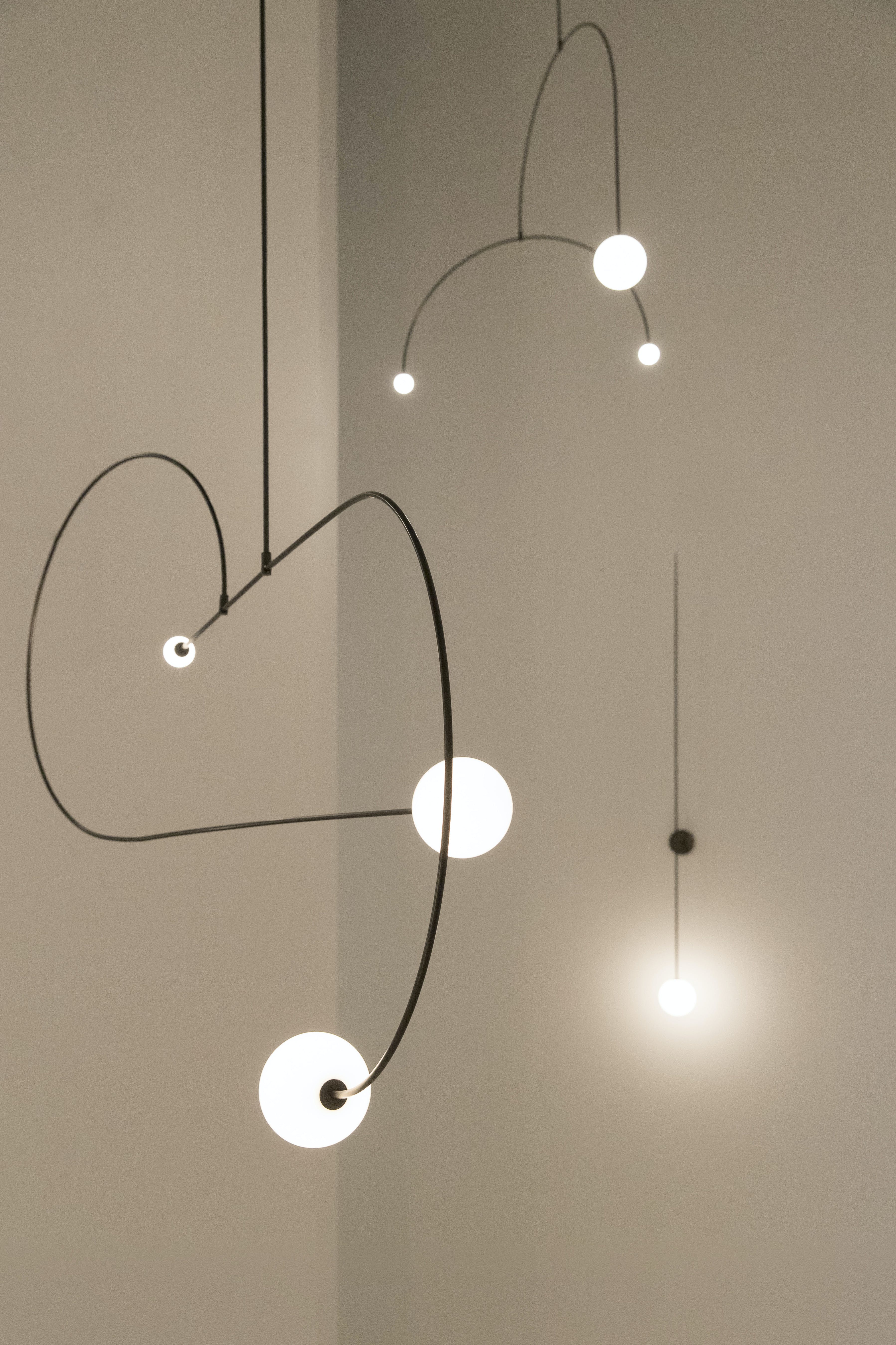Lustre moderne Todd en Métal, Fer, Acier, Verre Noir