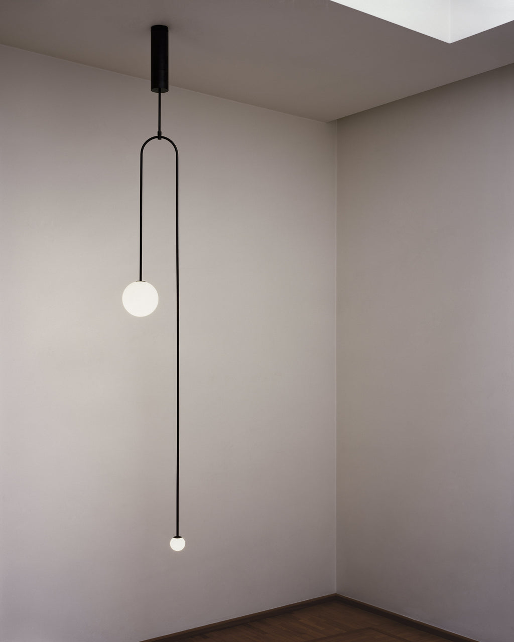 Lustre moderne Todd en Métal, Fer, Acier, Verre Noir