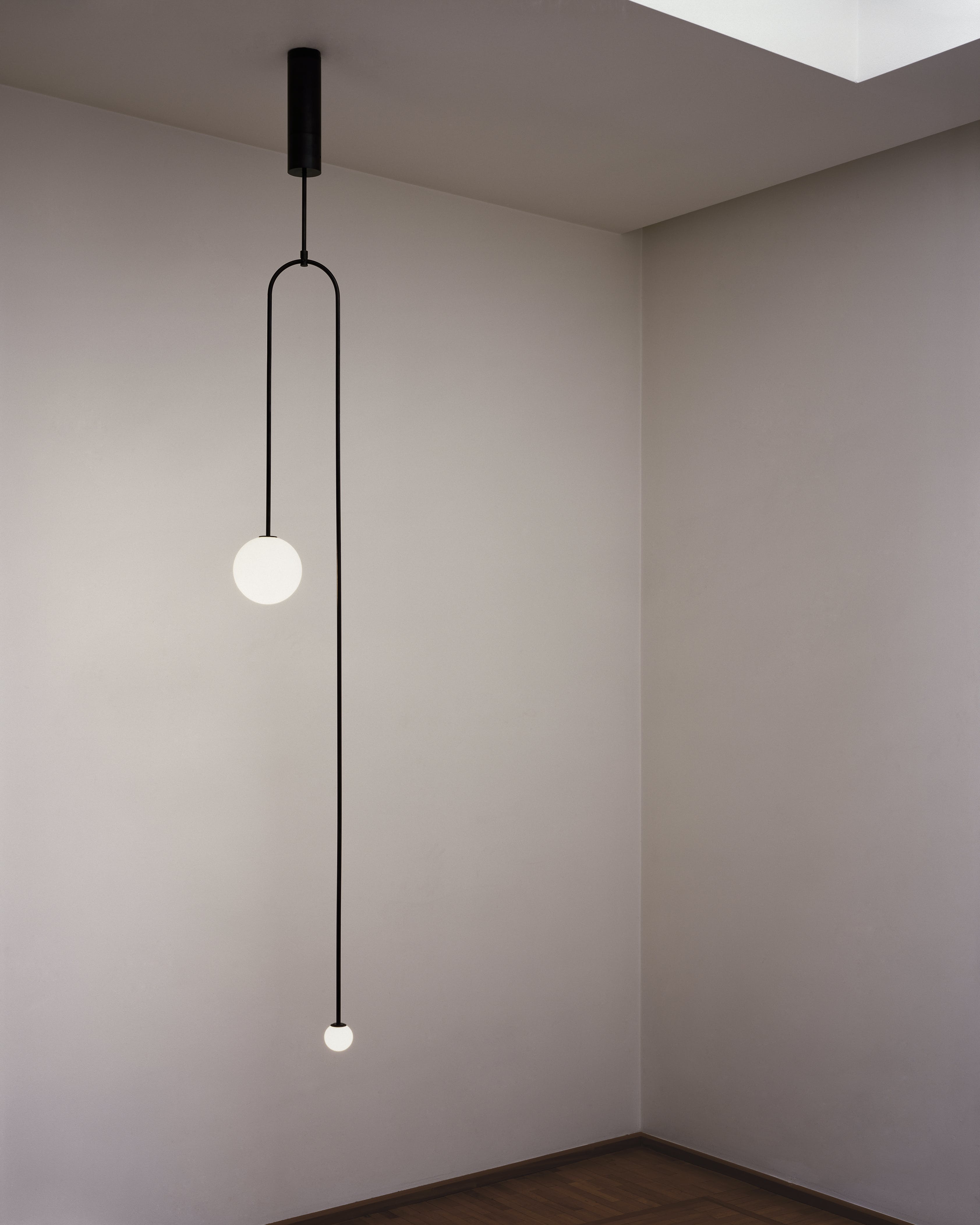 Lustre moderne Todd en Métal, Fer, Acier, Verre Noir