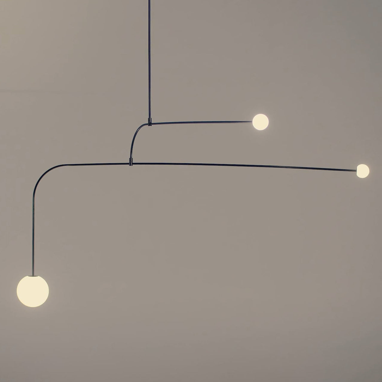 Lustre moderne Todd en Métal, Fer, Acier, Verre Noir