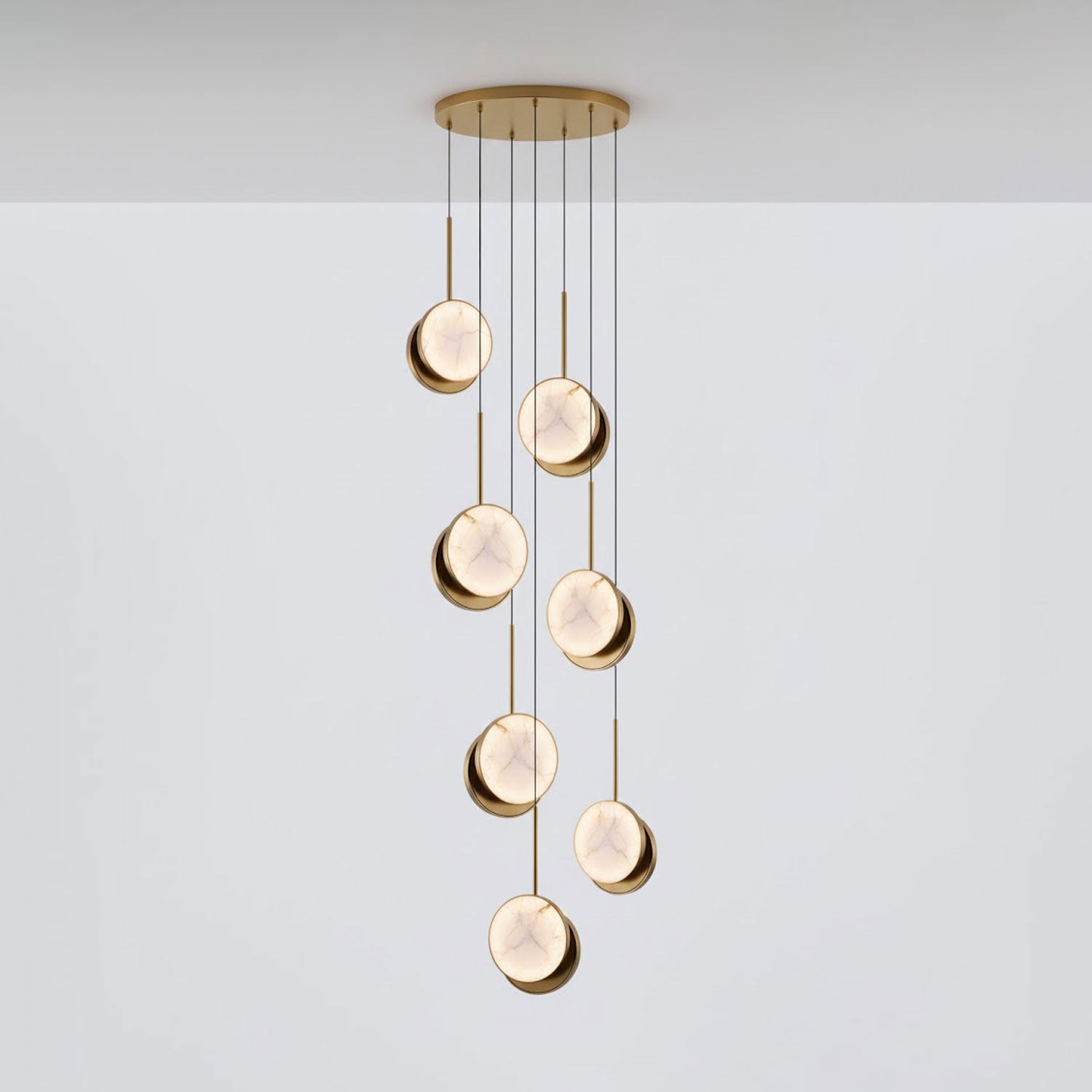 Suspension moderne Maddox en Albâtre Laiton et blanc