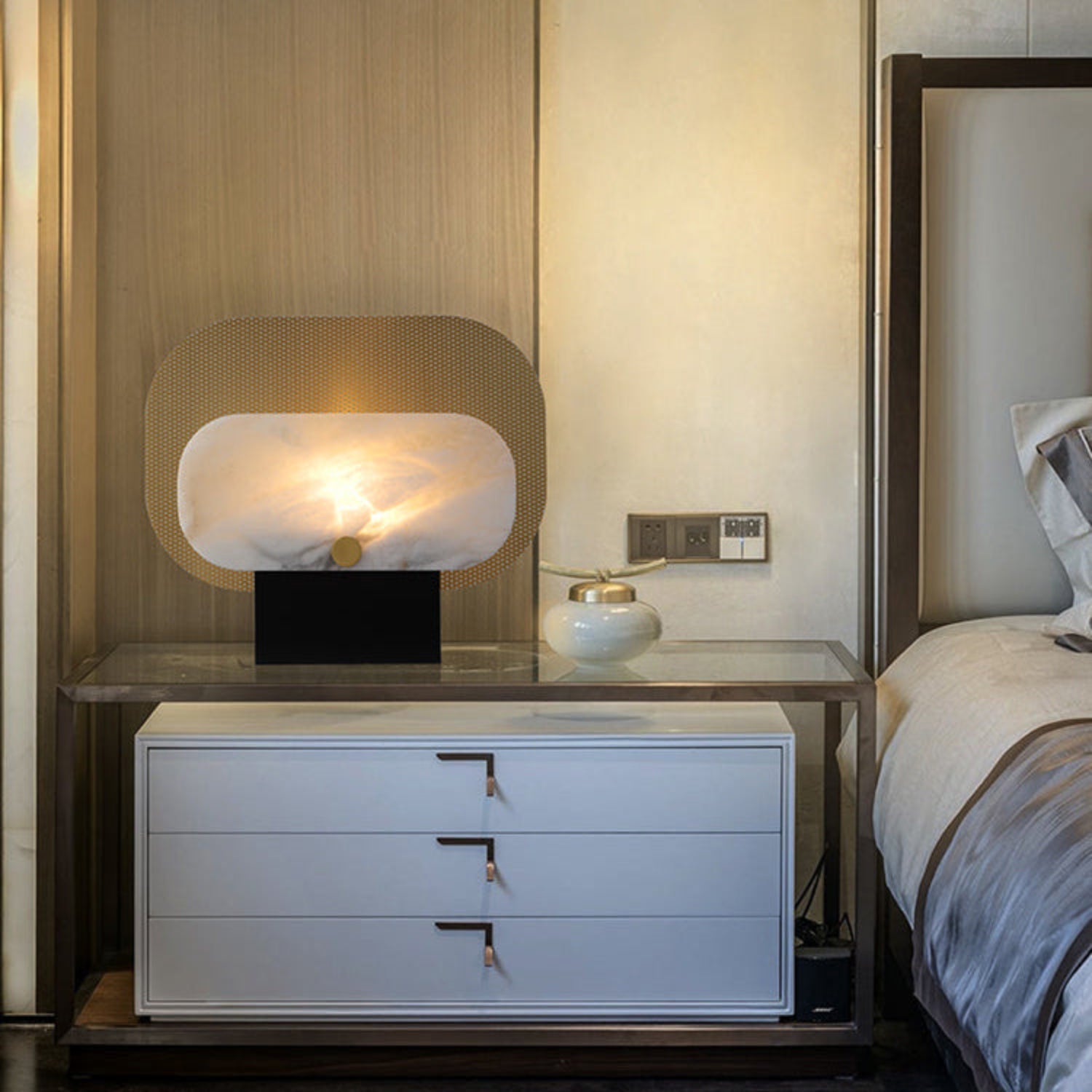 Lampe à poser moderne Gideon en Albâtre Doré et blanc et doré