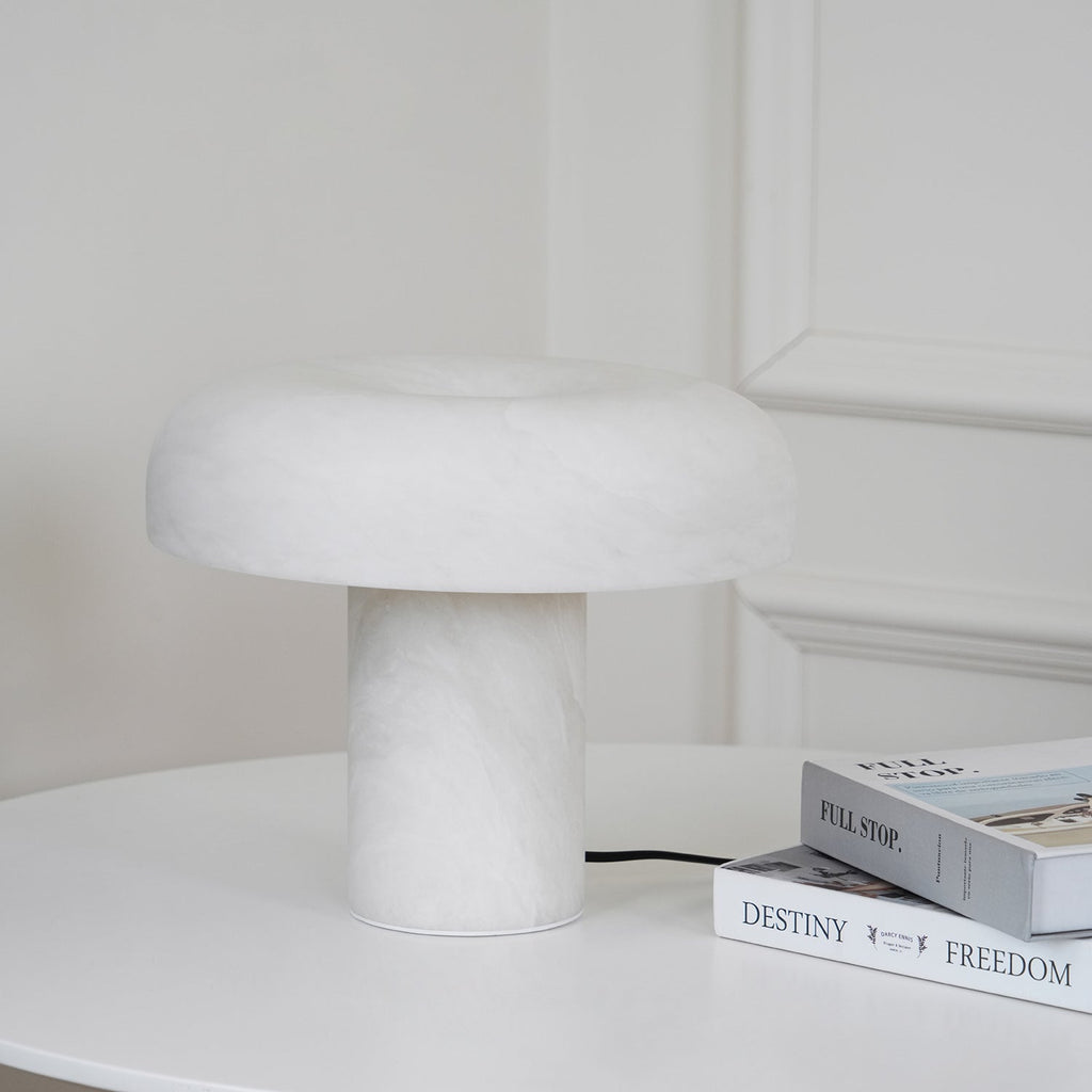 Lampe à poser moderne Acel en Albâtre Laiton et blanc