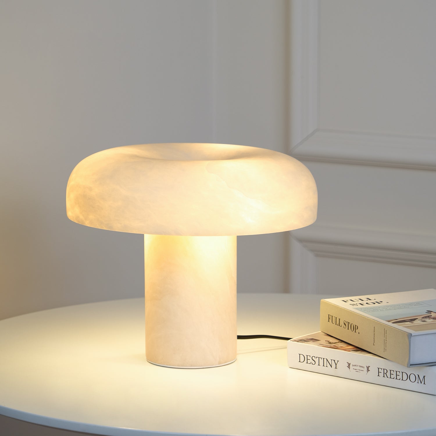 Lampe à poser moderne Acel en Albâtre Laiton et blanc