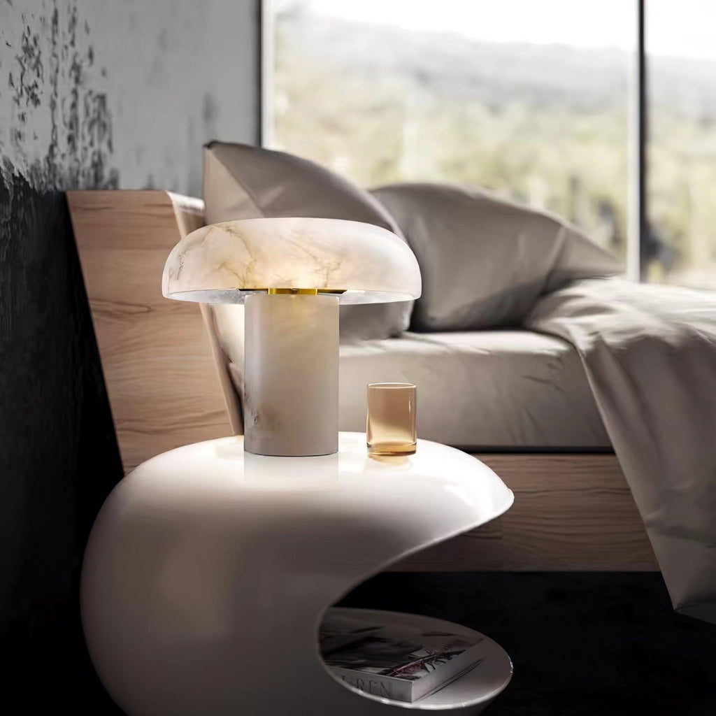 Lampe à poser moderne Acel en Albâtre Laiton et blanc
