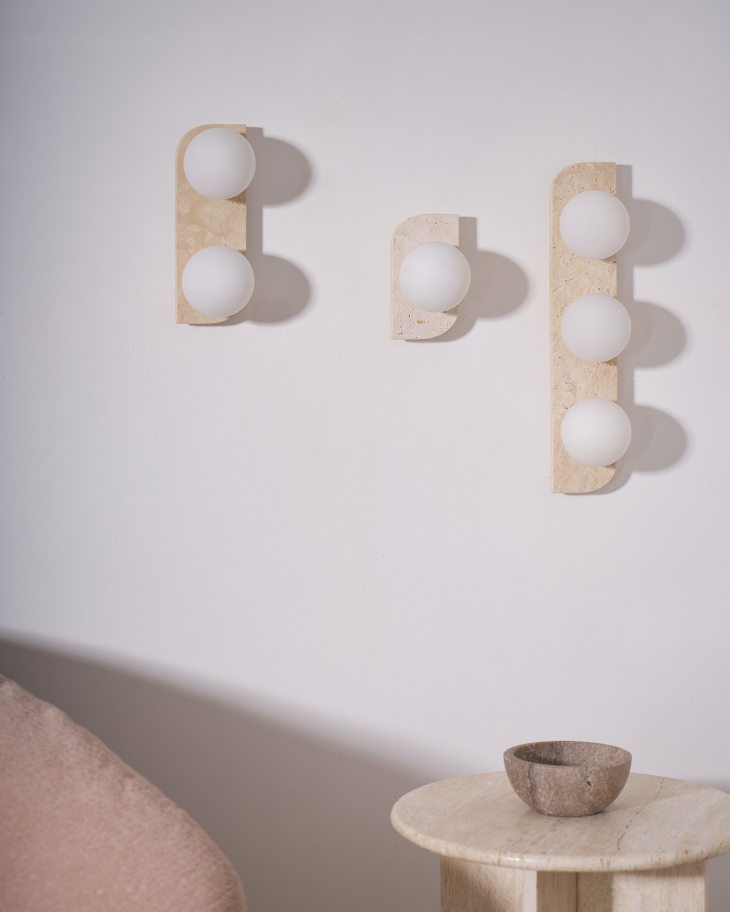 Applique murale moderne Teal en Travertin jaune et blanc