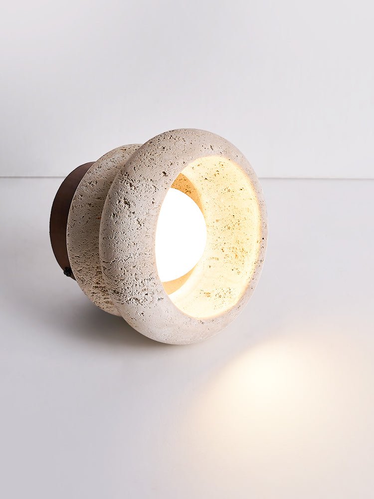 Plafonnier moderne Hunton en Foncé noyer et travertin jaune