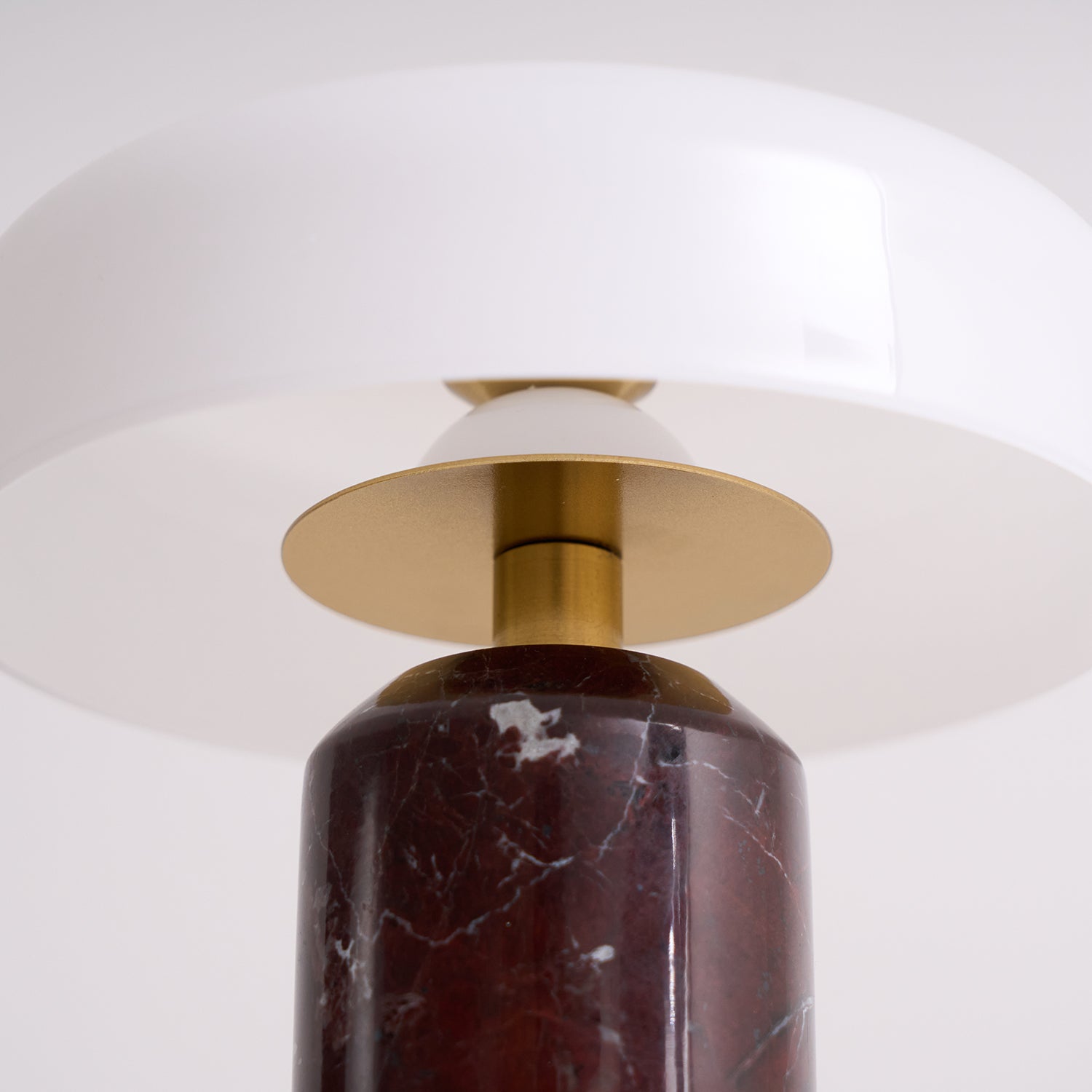 Lampe à poser moderne Fridrek en Marbre Blanc