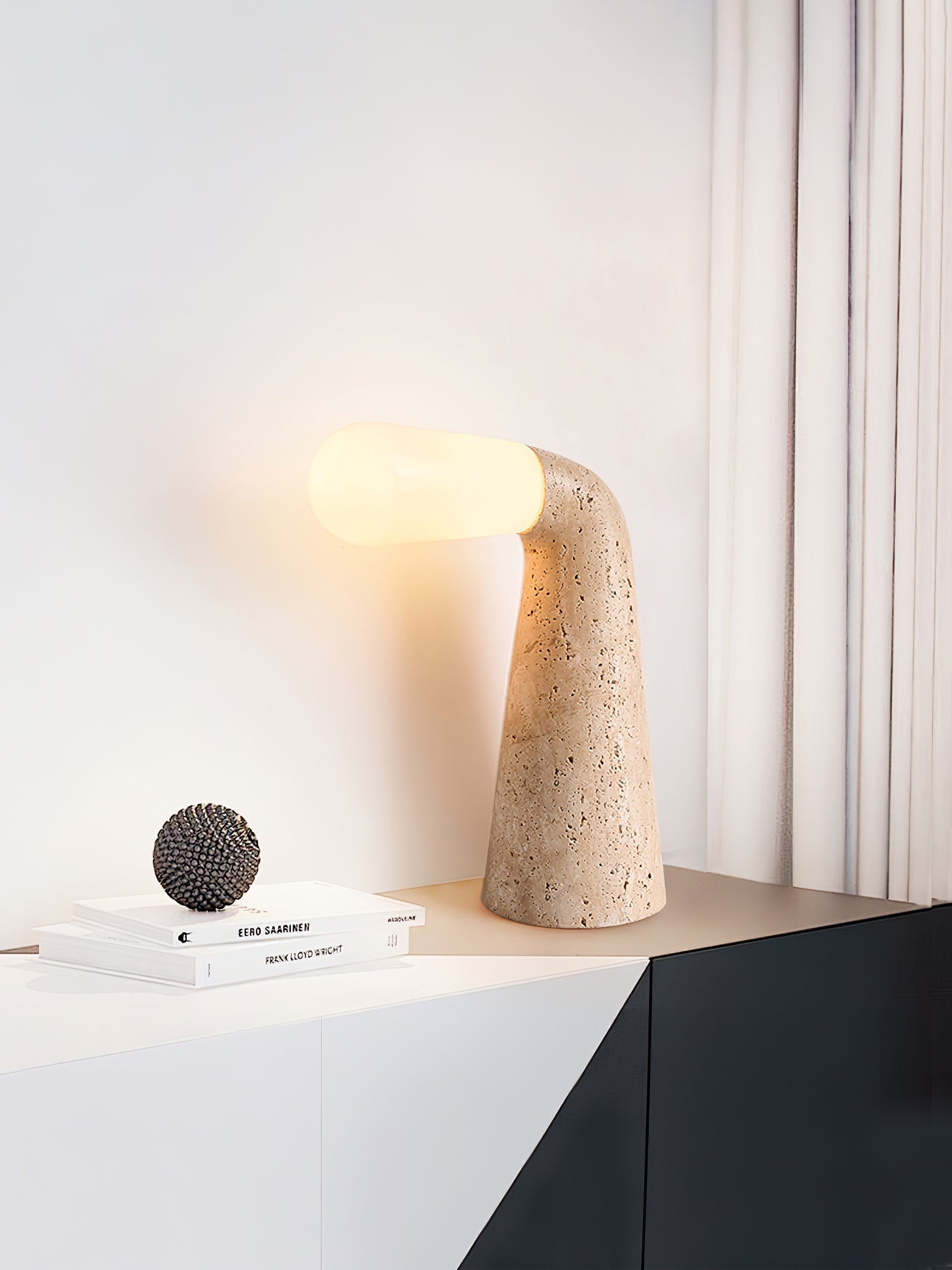 Lampe à poser moderne Jago en Travertin jaune et blanc