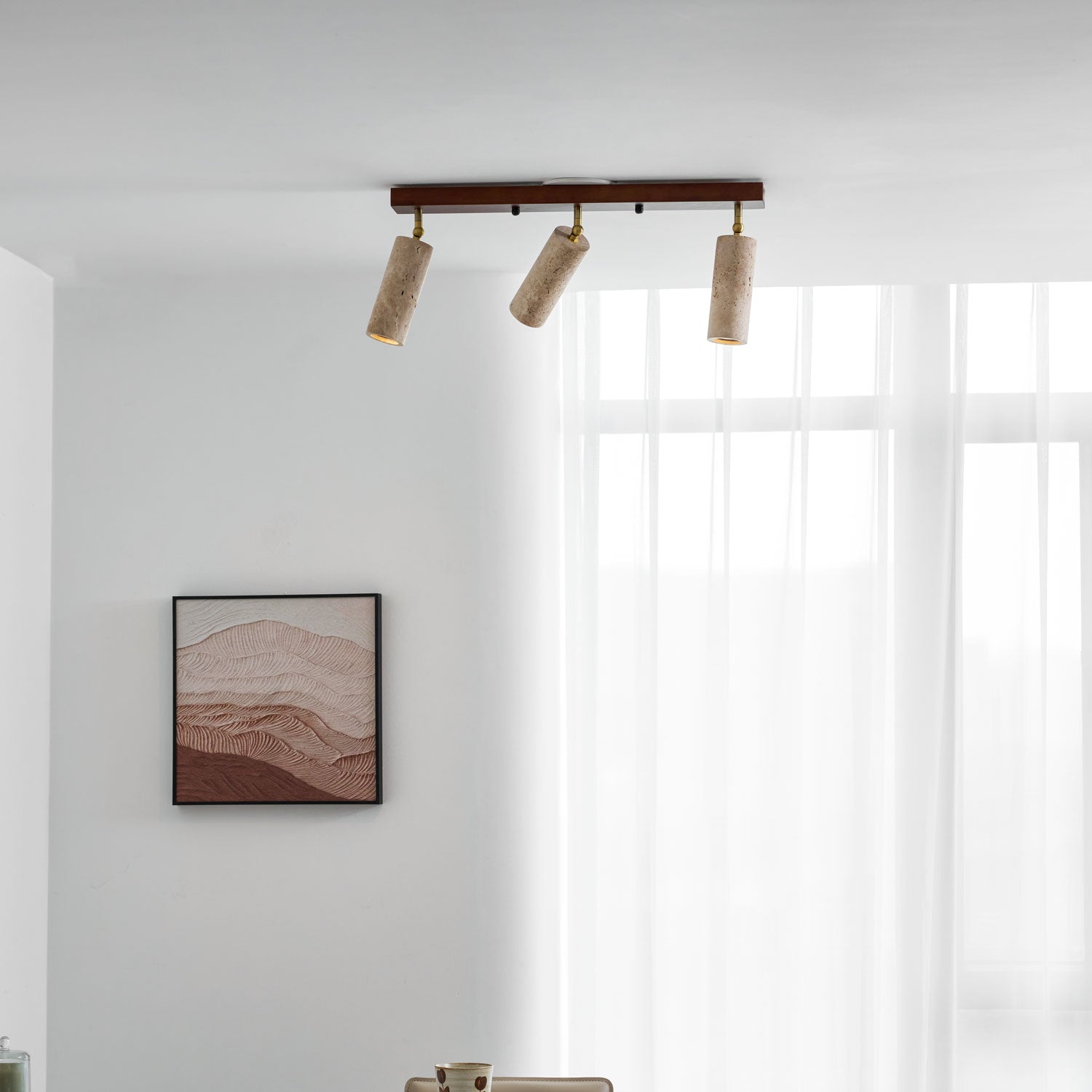 Plafonnier moderne Fjalar en Noyer bois et travertin jaune