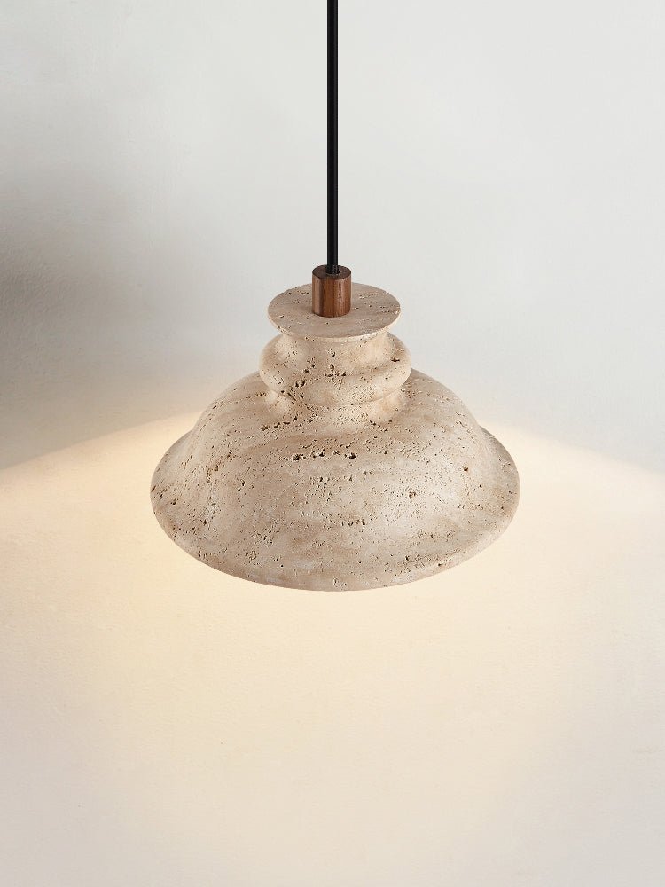 Suspension moderne Trygg en Travertin jaune