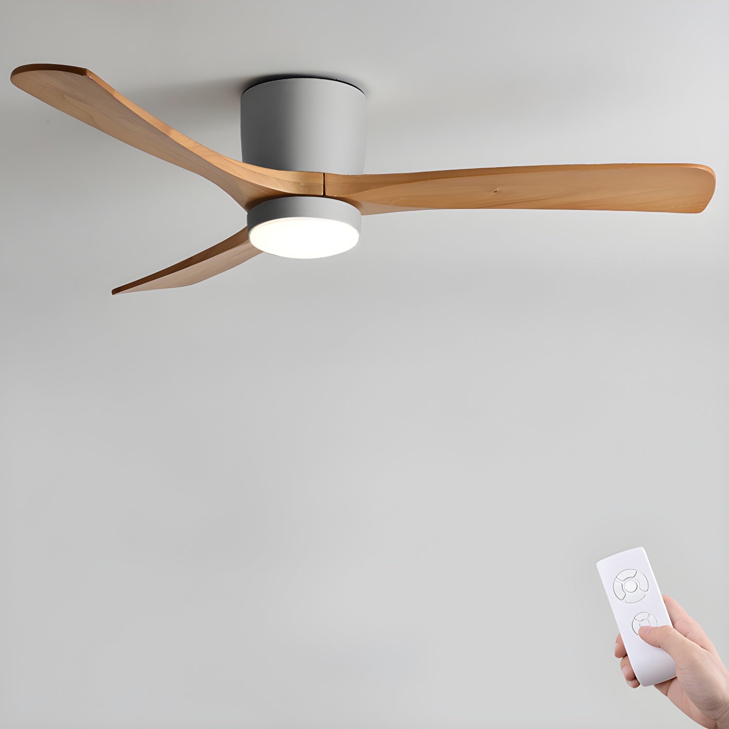 Ventilateur de plafond moderne Tarben en Blanc et bois naturel
