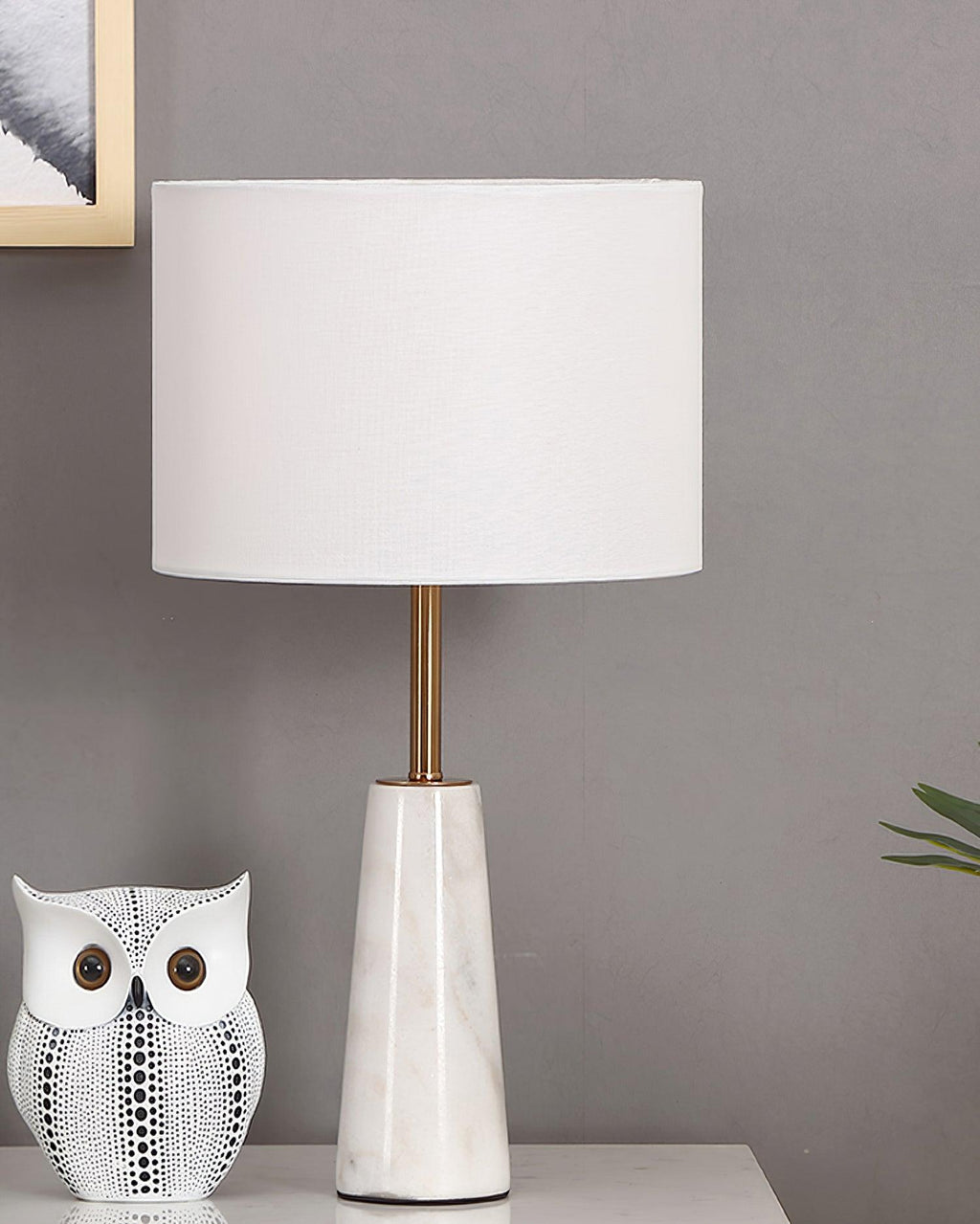 Lampe à poser moderne Athos en Or et blanc marbre