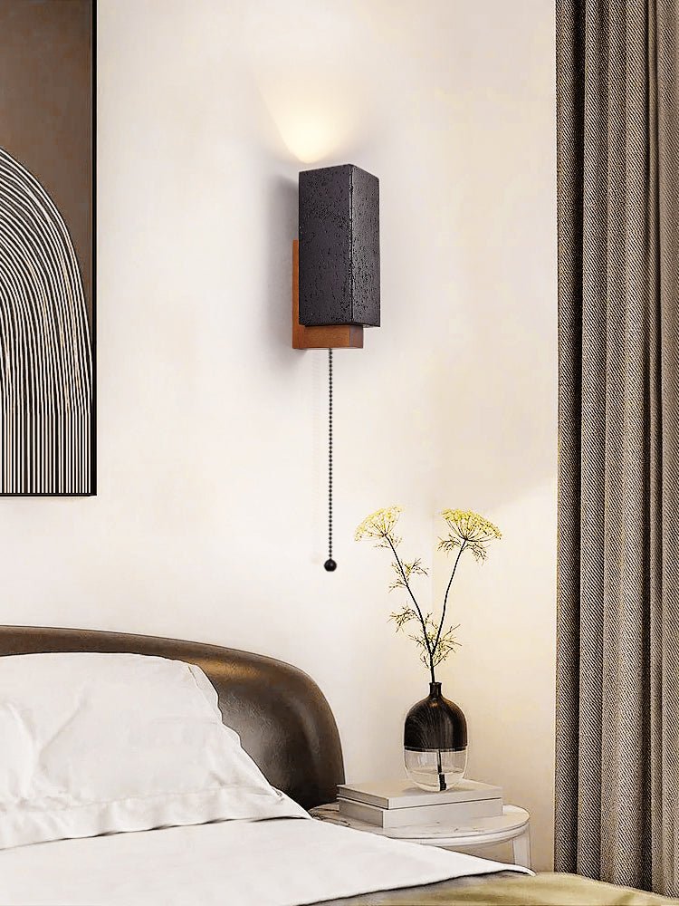 Applique murale moderne Kody en Noyer et noir et nbsp;travertin