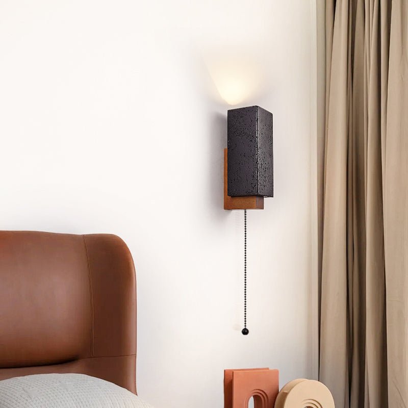 Applique murale moderne Kody en Noyer et noir et nbsp;travertin