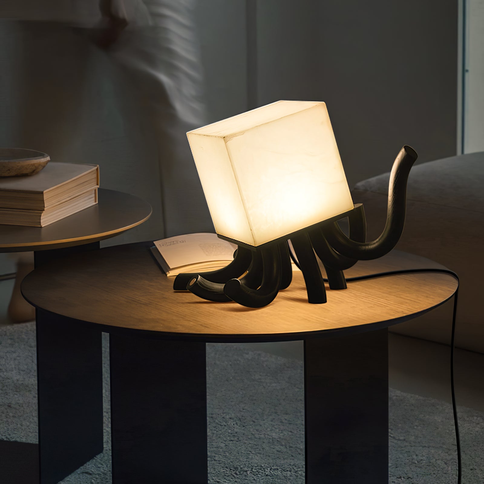 Lampe à poser moderne Eeli en Albâtre Bois et blanc