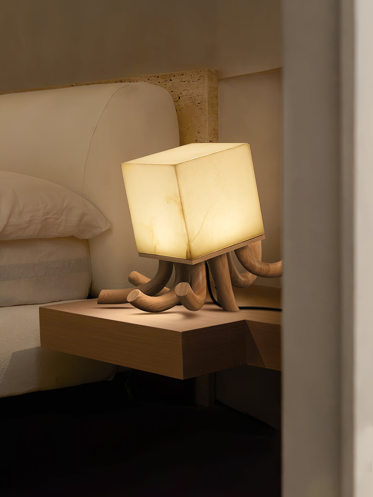 Lampe à poser moderne Eeli en Albâtre Noir et blanc