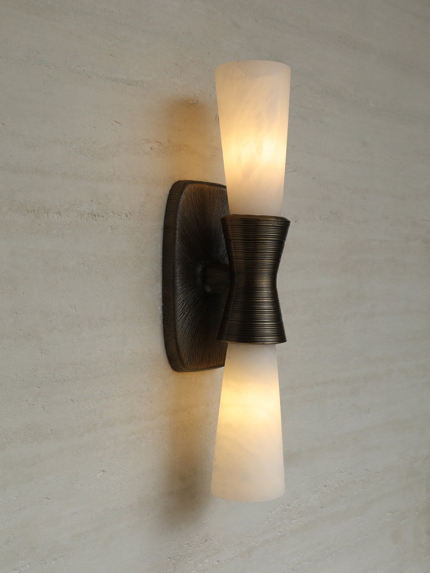 Applique murale moderne Grane en Albâtre Bronze et blanc
