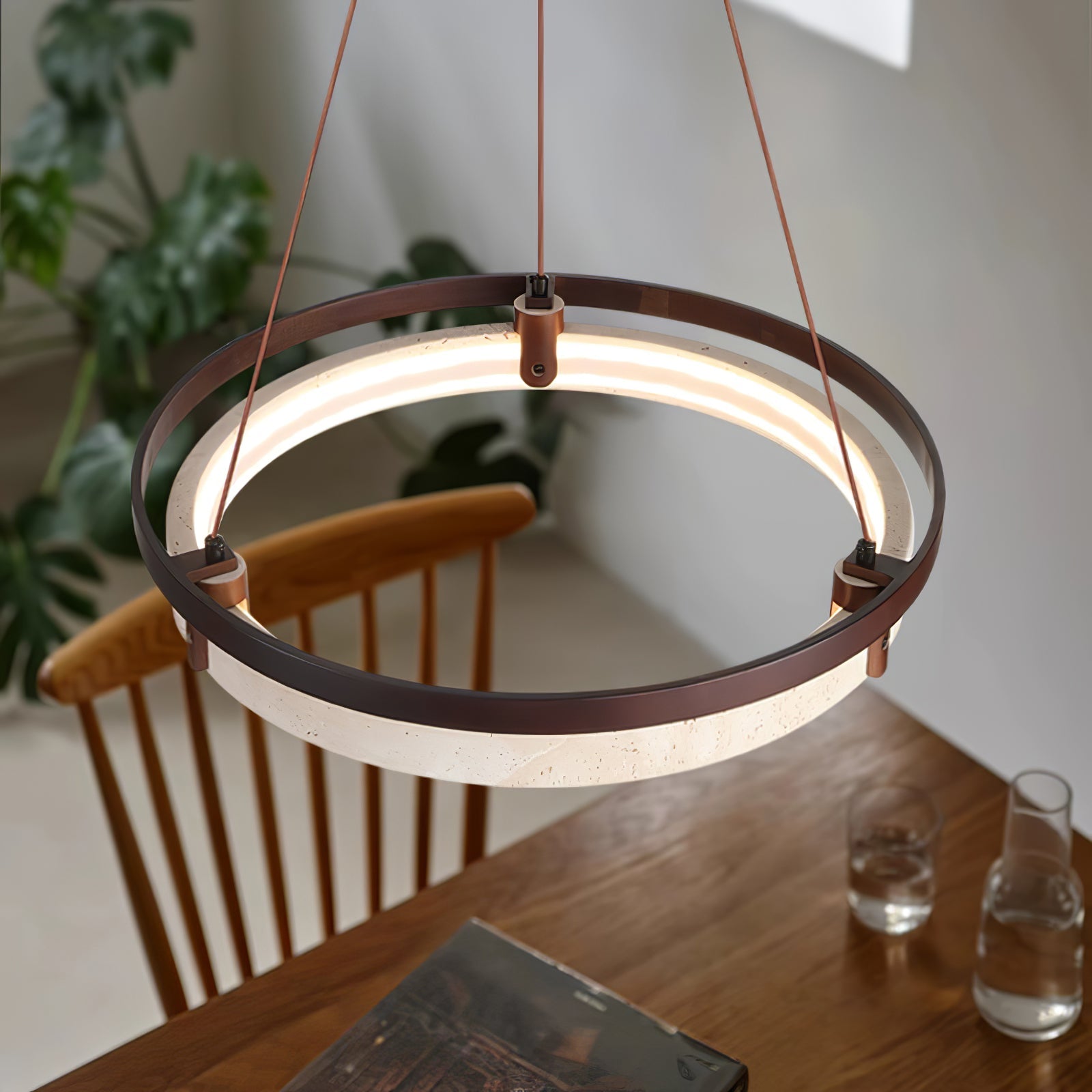 Suspension moderne Vili en Travertin jaune et noyer bois