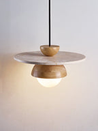 Suspension moderne Kettil en Travertin jaune et bois