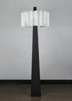 Lampadaire moderne Flyte en Albâtre Noir et blanc
