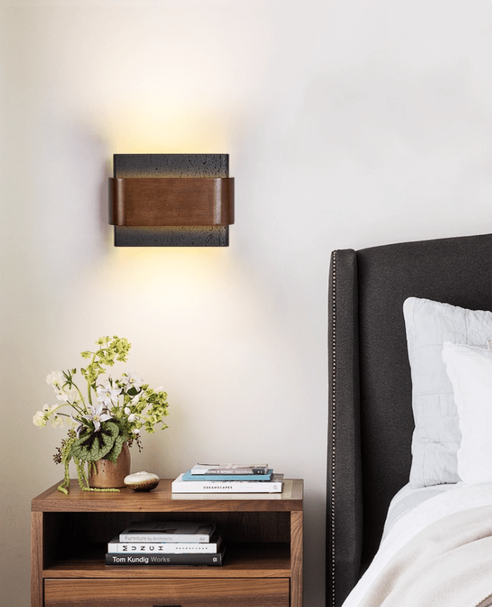 Applique murale moderne Ernest en Noyer bois et noir travertin