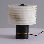 Lampe à poser moderne Perry en Albâtre Noir et blanc