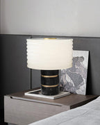Lampe à poser moderne Perry en Albâtre Noir et blanc