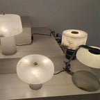 Lampe à poser moderne Perry en Albâtre Noir et blanc