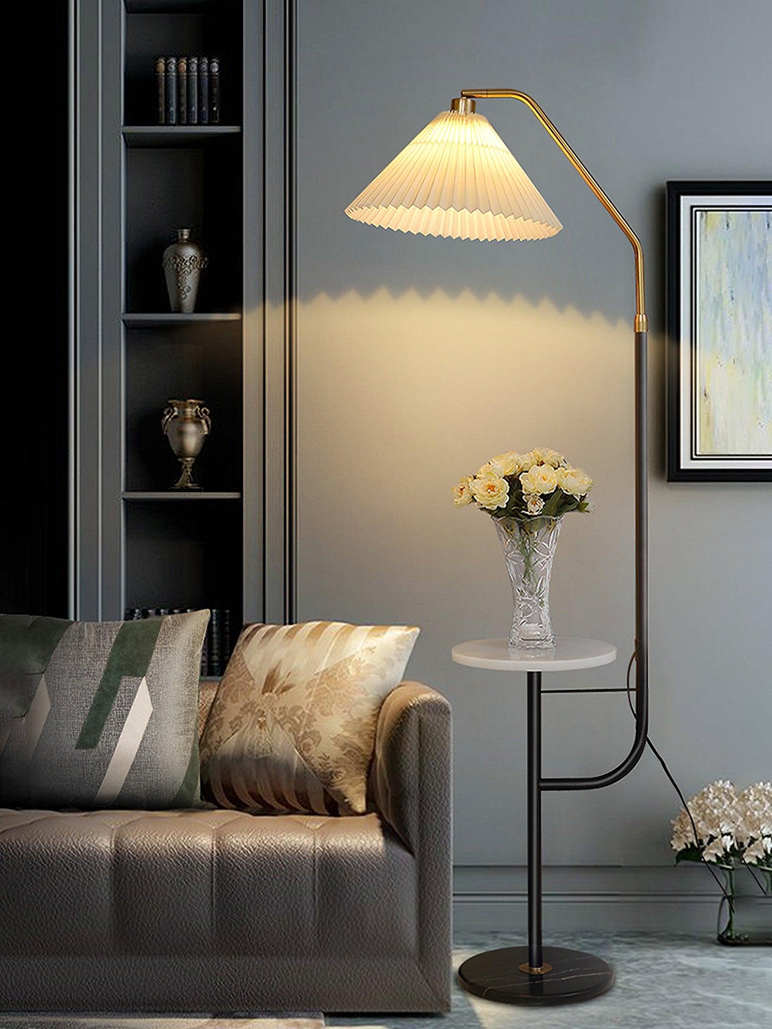 Lampadaire moderne Joralf en Marbre Beige et noir et doré