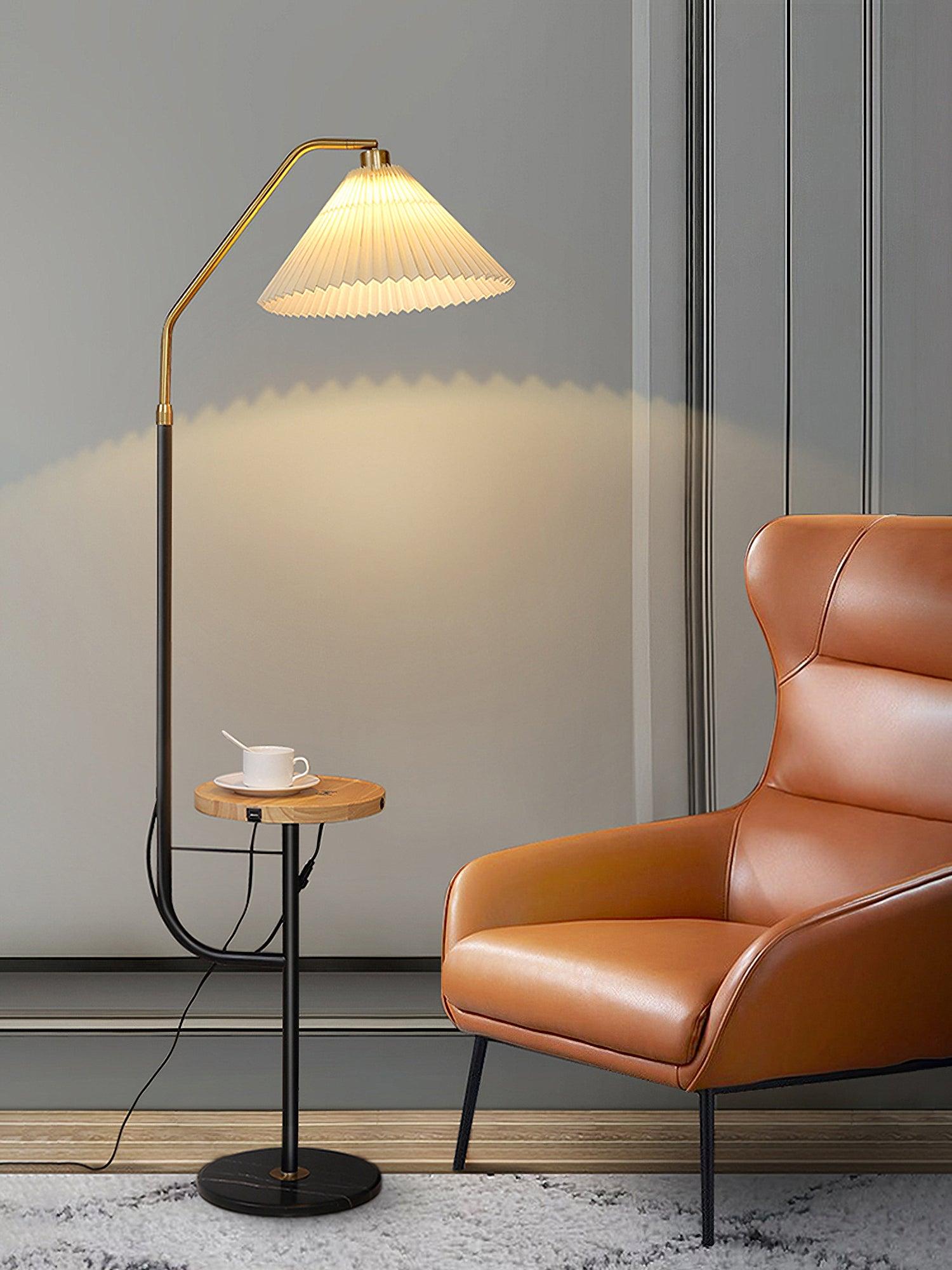 Lampadaire moderne Joralf en Marbre Beige et noir et doré