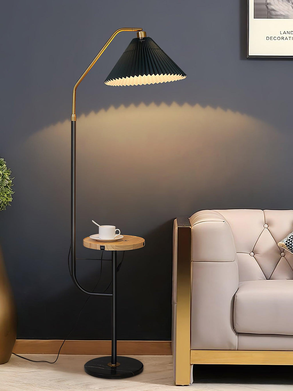 Lampadaire moderne Joralf en Marbre Beige et noir et doré
