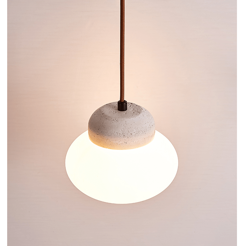 Suspension moderne Raimo en Travertin jaune et blanc