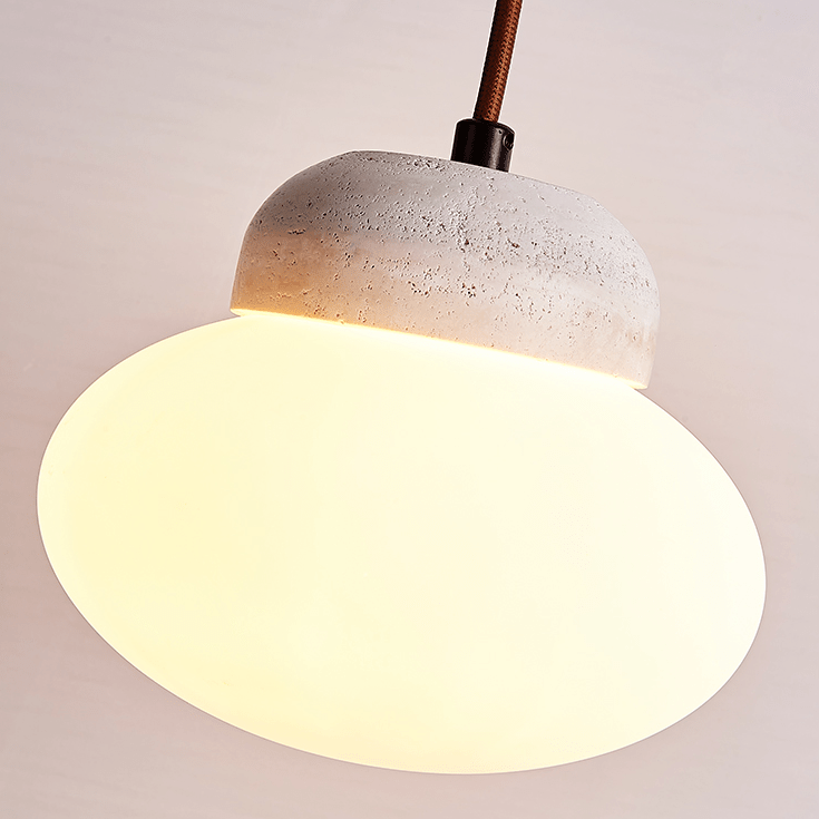 Suspension moderne Raimo en Travertin jaune et blanc
