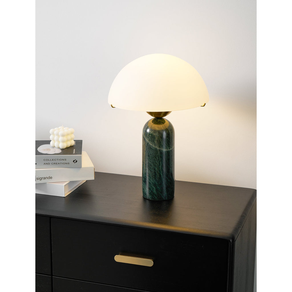 Lampe à poser moderne Galton en Marbre Doré et blanc albâtre