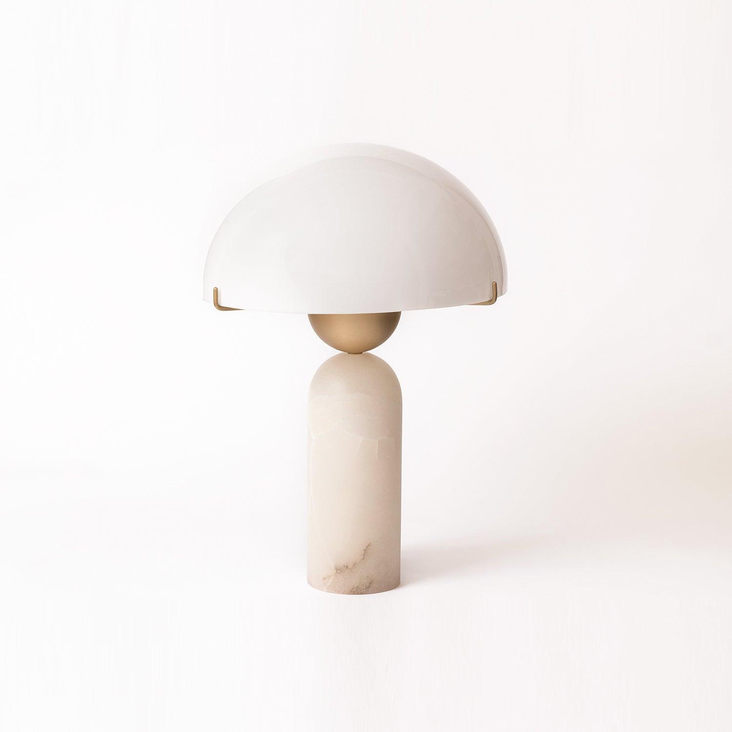 Lampe à poser moderne Galton en Marbre Doré et blanc albâtre