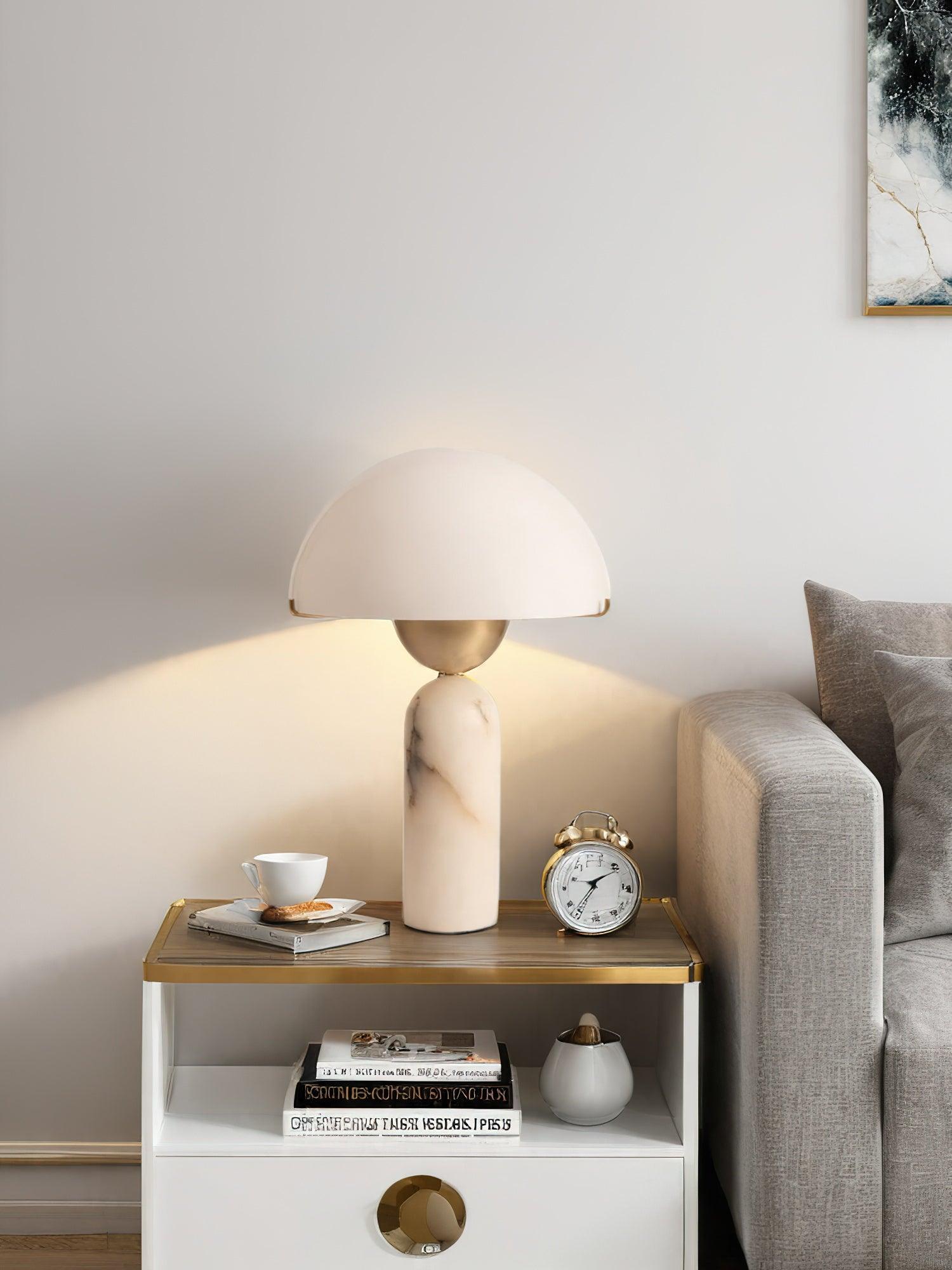 Lampe à poser moderne Galton en Albâtre Doré et vert marbre
