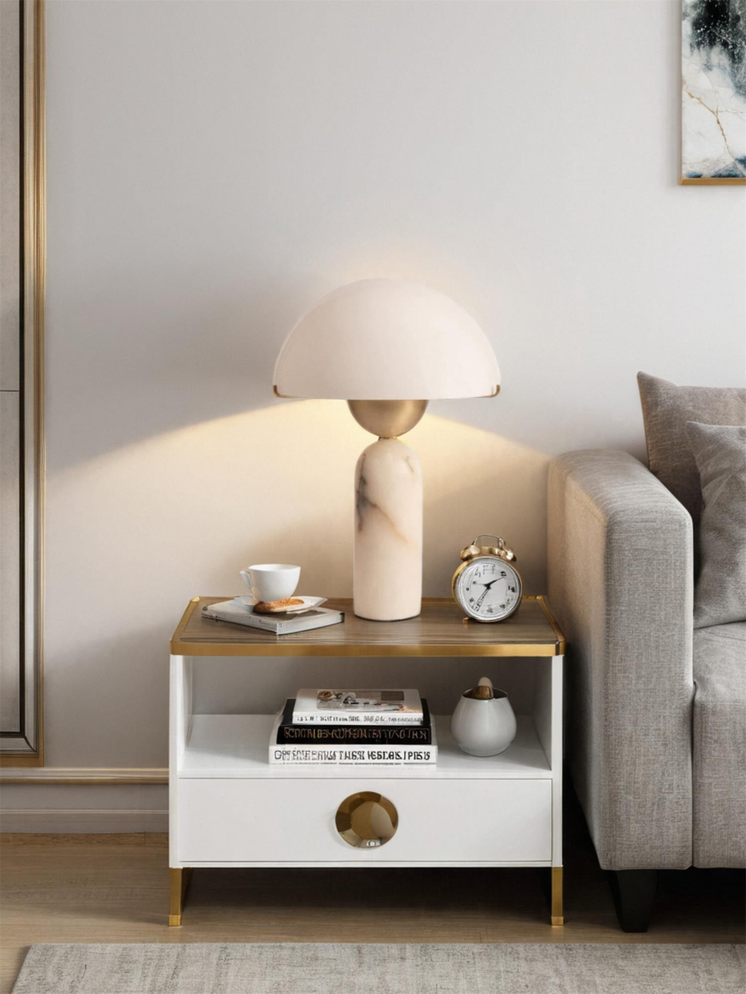 Lampe à poser moderne Galton en Albâtre Doré et vert marbre