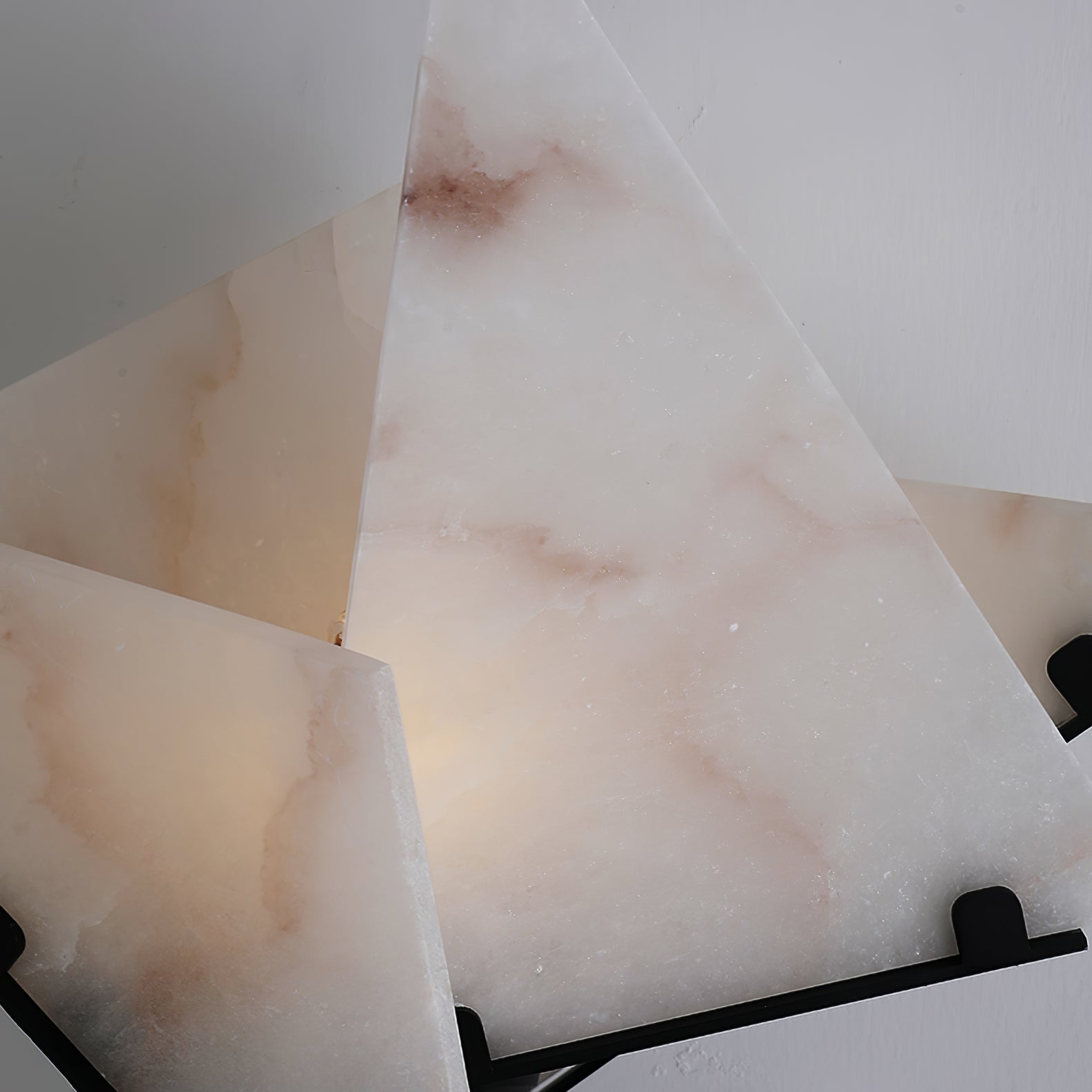 Lampe à poser moderne Evar en Albâtre Noir et blanc