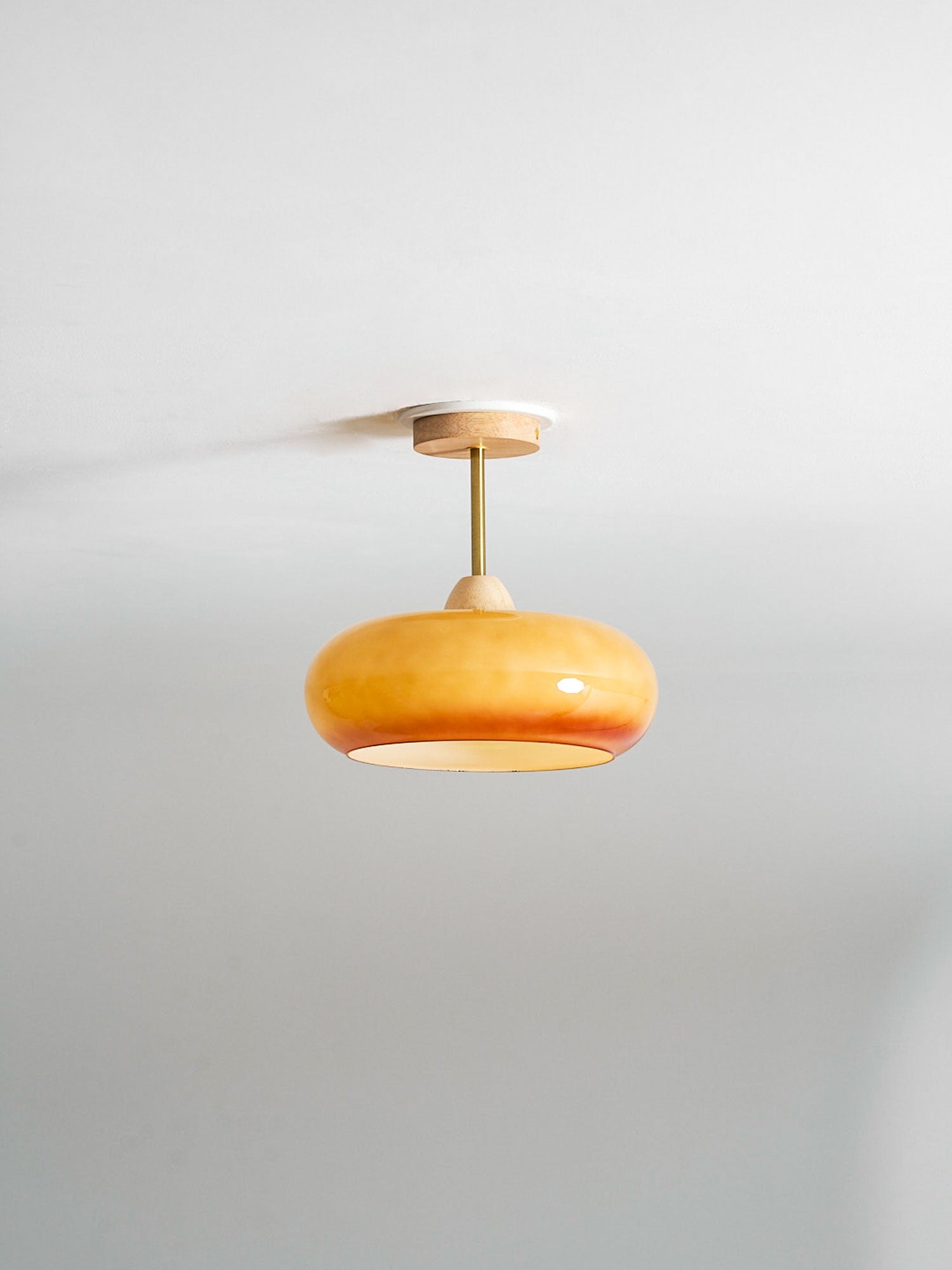 Plafonnier moderne Launo en Naturel bois et blanc