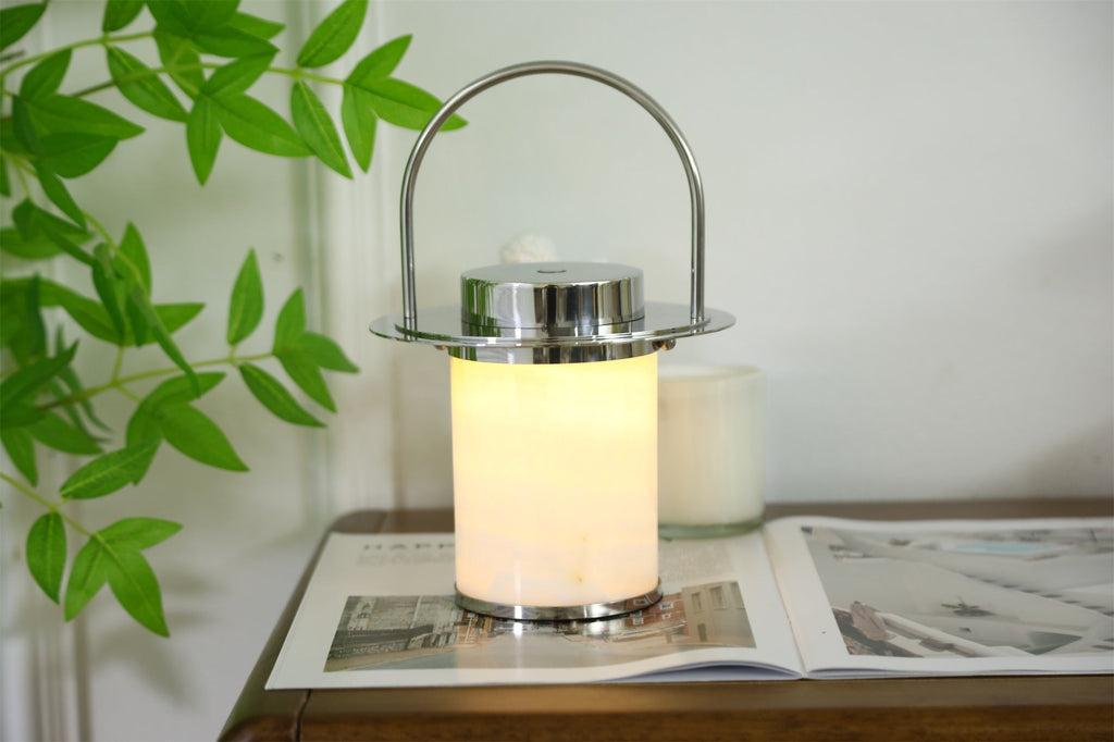 Lampe à poser moderne Styr en Albâtre Chrome et blanc