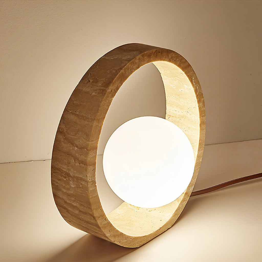 Lampe à poser moderne Hilding en Travertin jaune et blanc