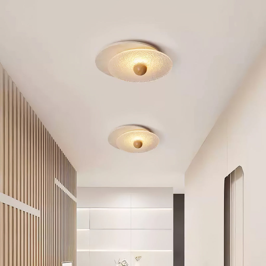 Plafonnier moderne Thorir en Travertin jaune et noyer