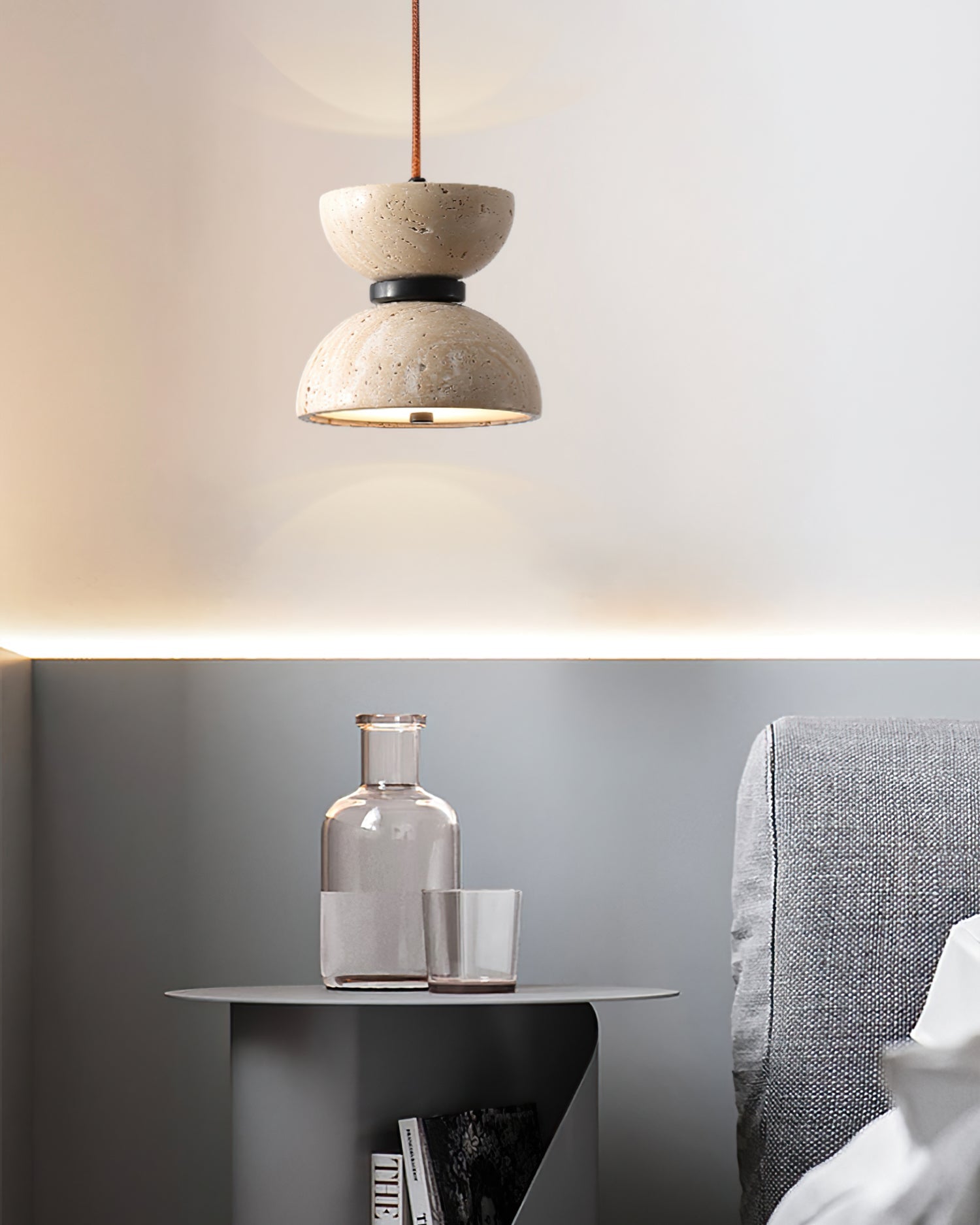 Suspension moderne Arnvard en Travertin jaune
