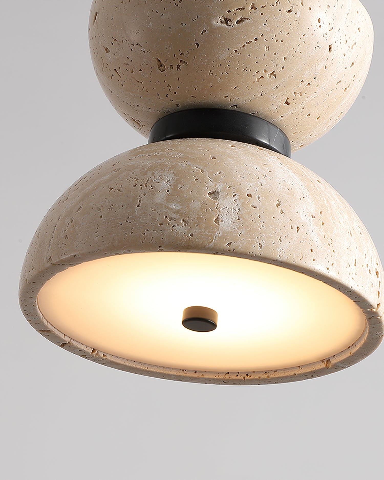 Suspension moderne Arnvard en Travertin jaune