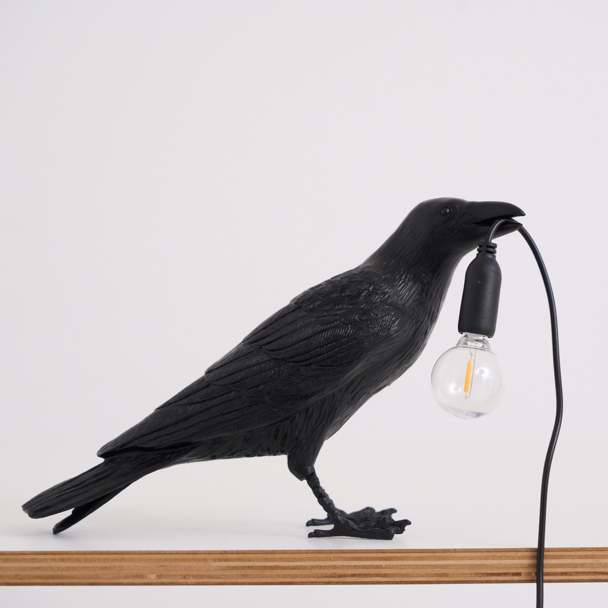 Lampe à poser moderne Ando en résine Noir
