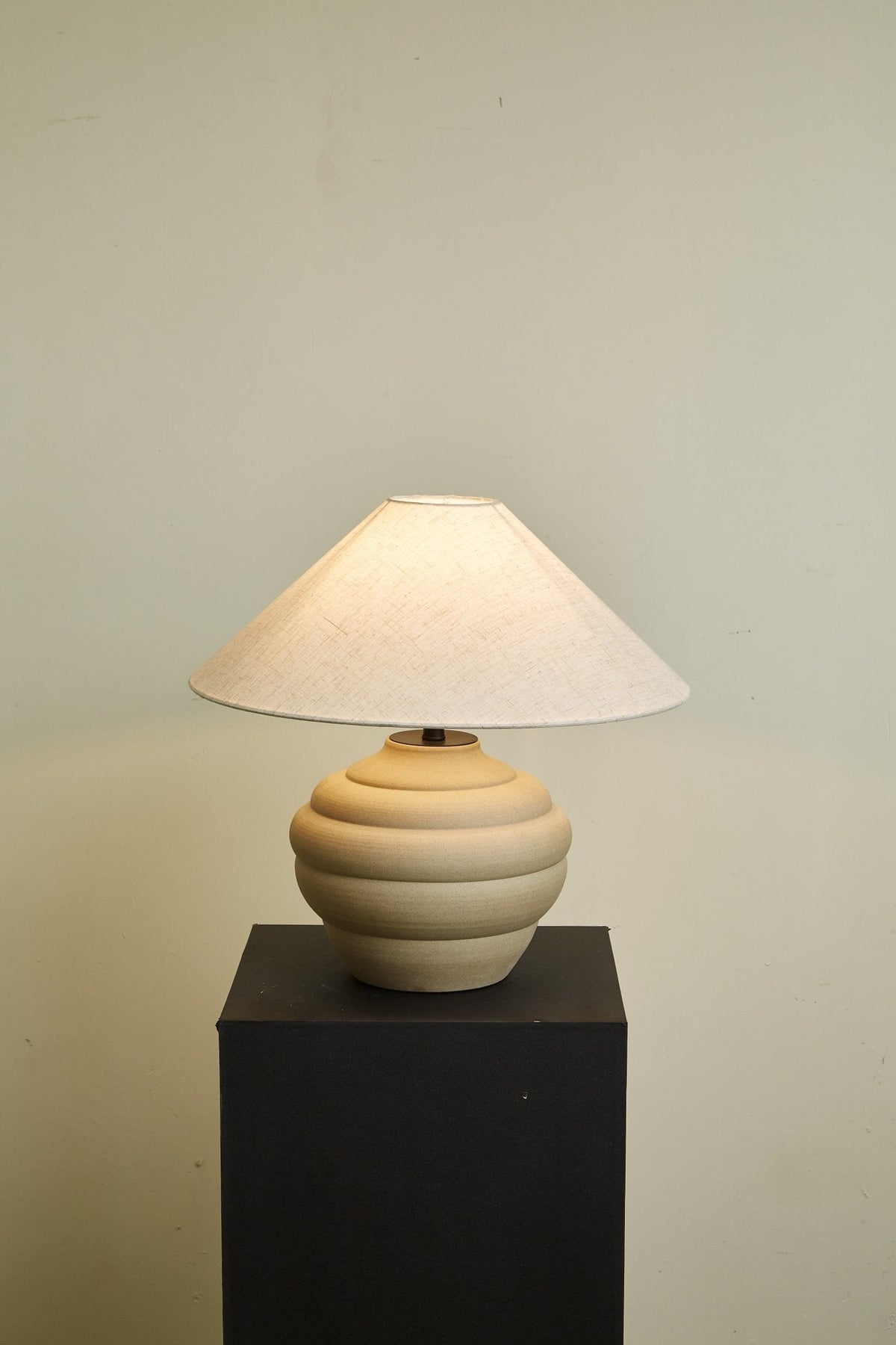 Ripple Clay Table Lamp